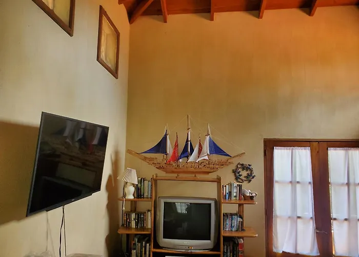 Pacific Vista, Panoramic & Ocean Views Holiday home
